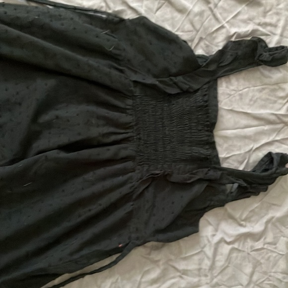 Md/Sm Black Ruffle Dress - Picture 2 of 2